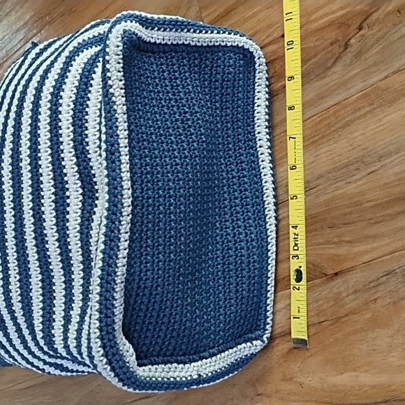 THE SAK Indio Crochet Gypsy Shoulder Bag - Picture 12 of 13